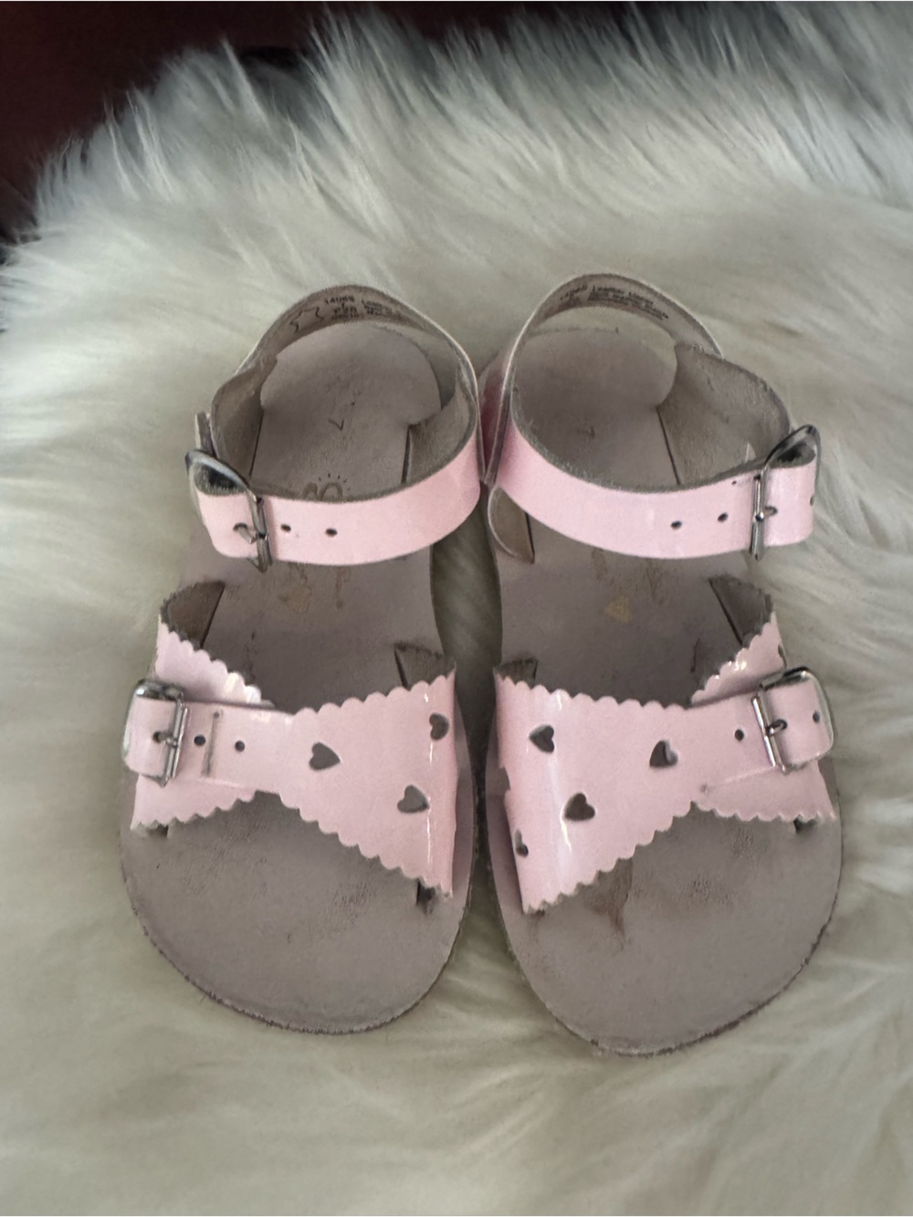 Toddler Pink Heart Cutout Buckle Sandals